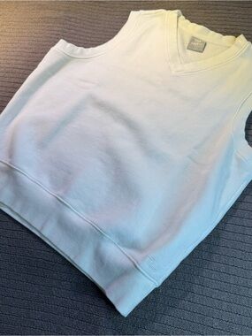 Aritzia TNA CozyAF Sleeveless Sweatshirt
